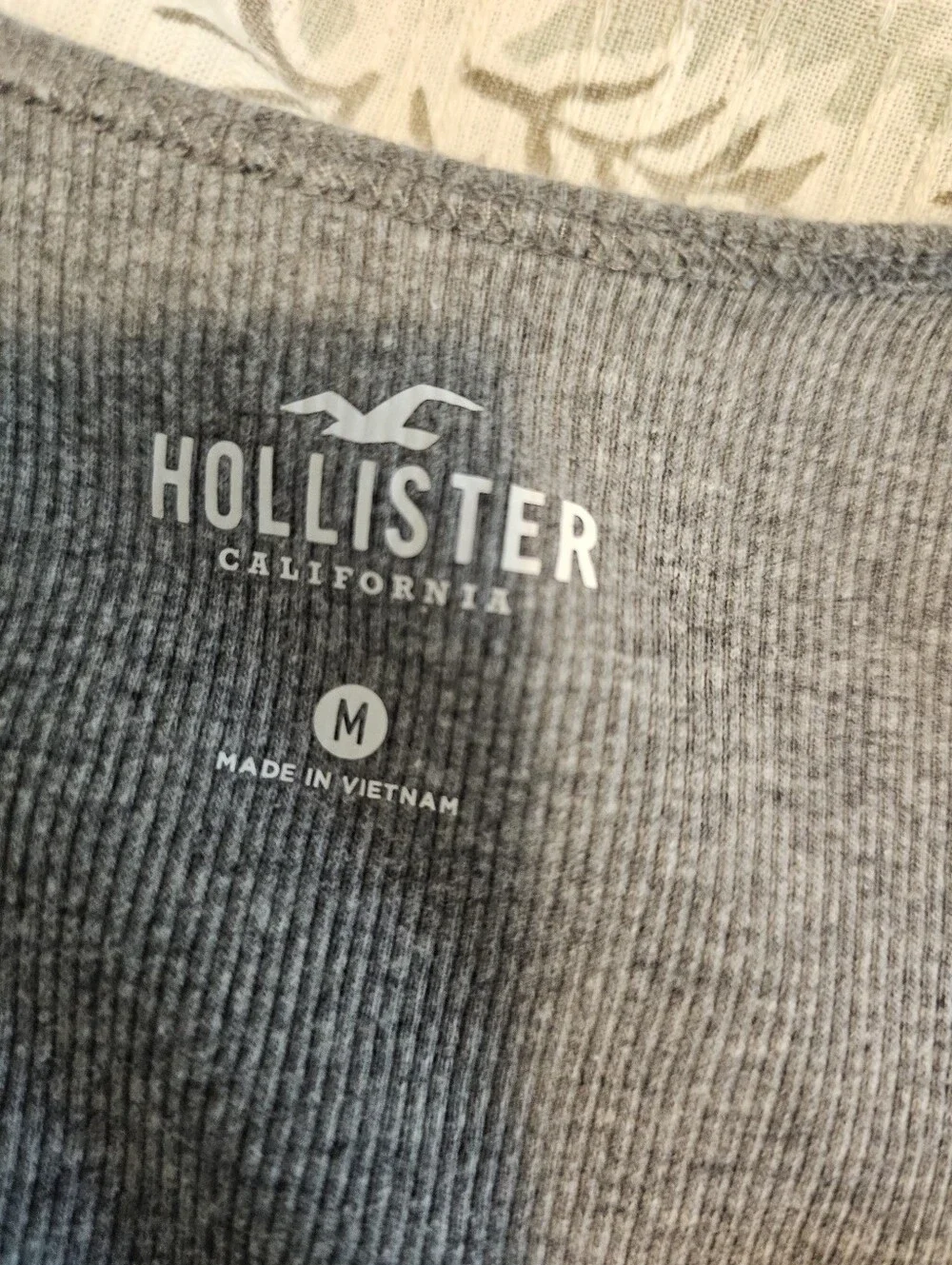 Hollister Tank Top  sz Medium